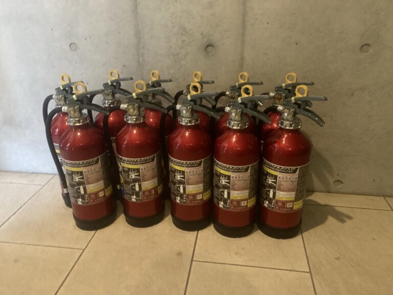 鹿児島で消火器の取替え｜10年を超えた消火器は早めの交換がおすすめ